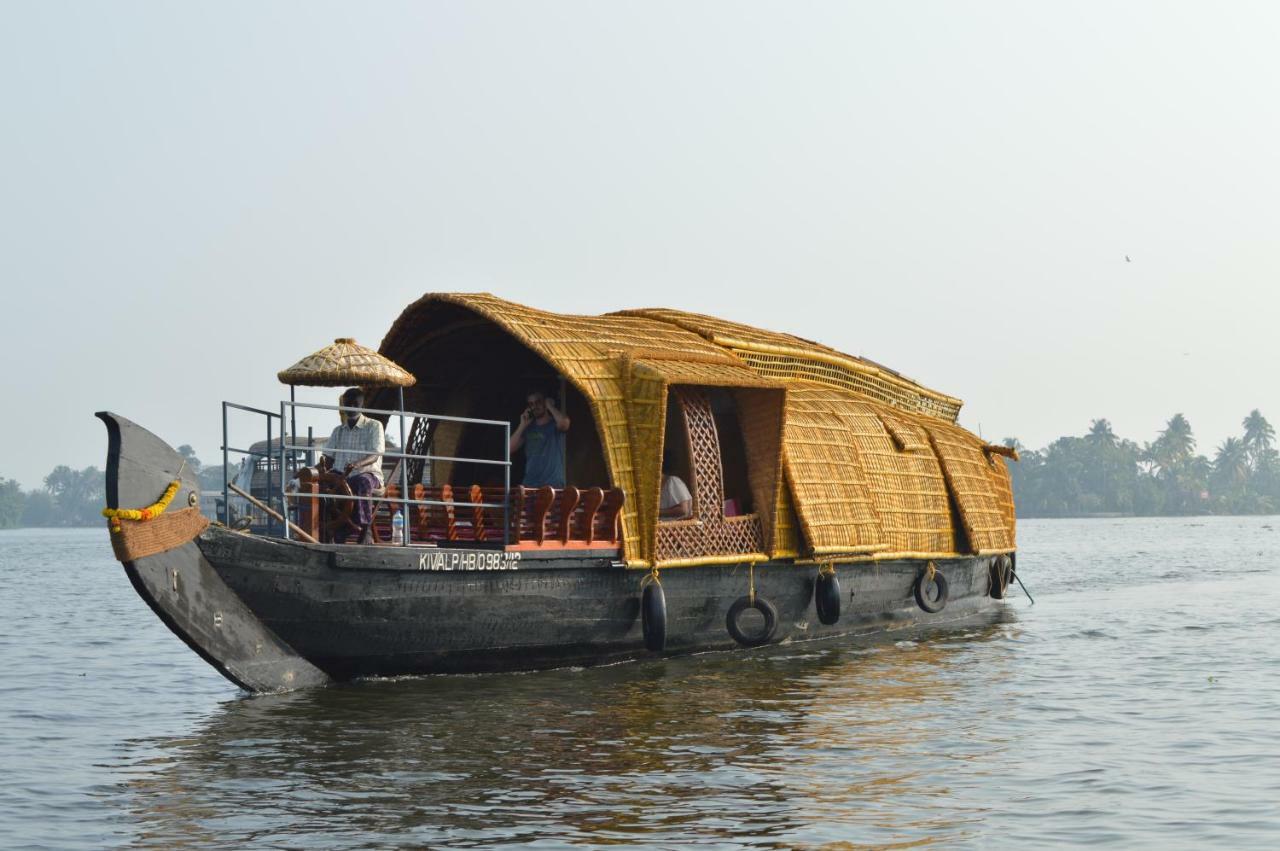 מלון Alappuzha Thara'S Houseboat מראה חיצוני תמונה